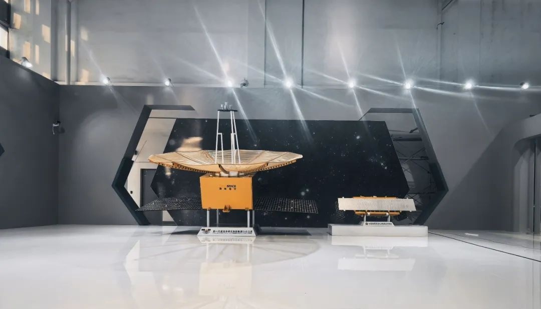 中国航天日｜微纳星空携重量级产品亮相航天科普成就展